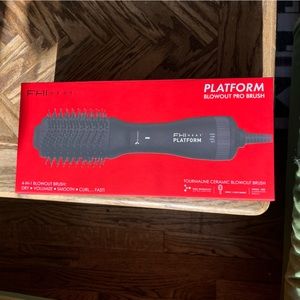 FHI Heat Platform Blowout Brush